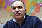 Kasparov in Clichy - video analysis by IM Andrew Martin