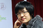 WWCC R03: Hou Yifan draws first blood