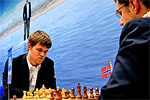 Wijk aan Zee Rd3: Carlsen beats Aronian to snatch lead